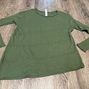 NWT! Amadi for Anthropologie Long Sleeve Shirt size Medium